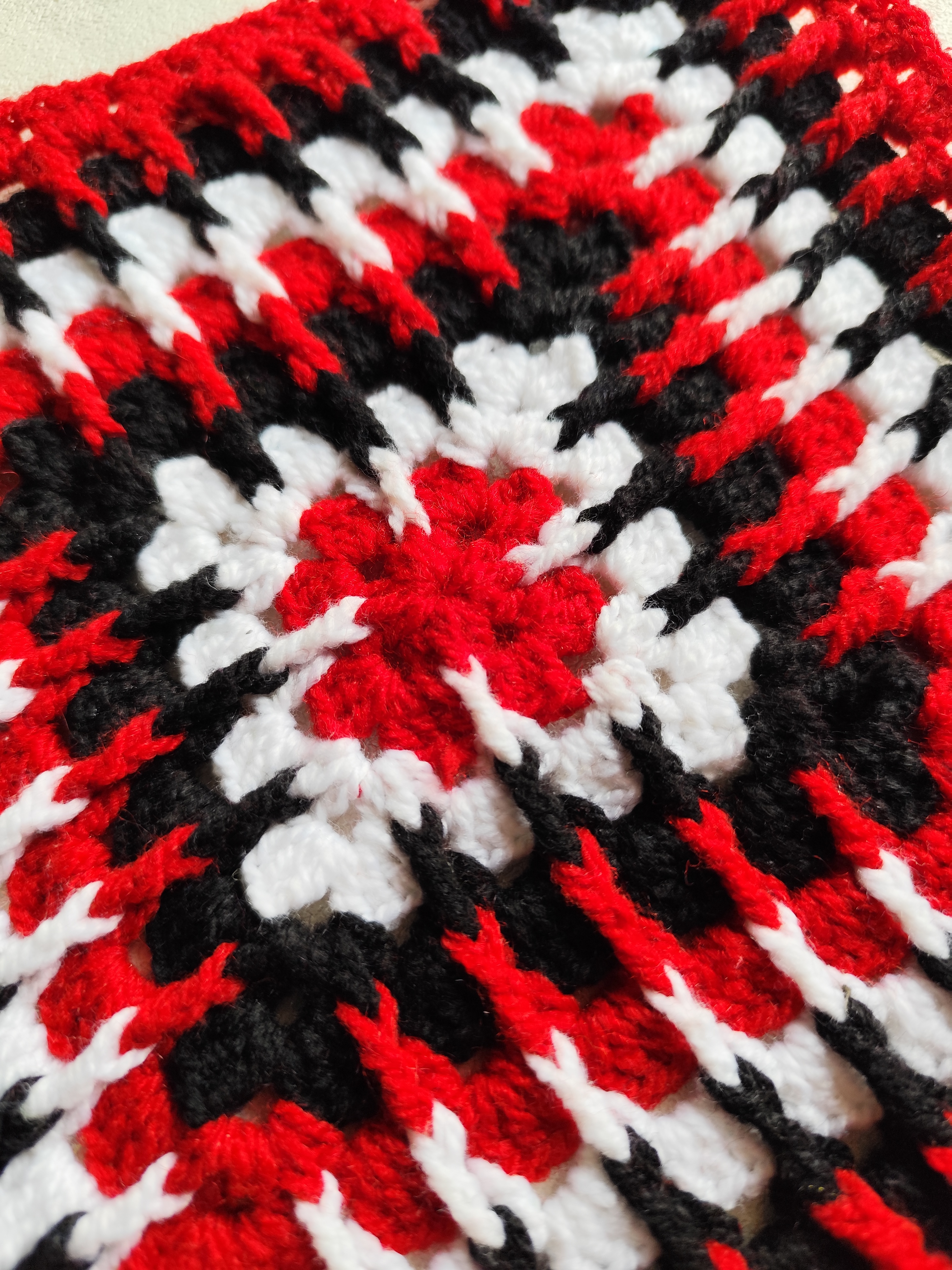 Thumbnail of Handmade crochet  sqaure mat or thalposh 2